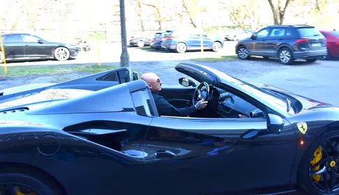 PATRYK VEGA w Ferrari 