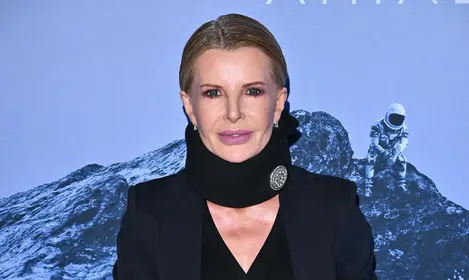 TYLKO U NAS: Joanna Racewicz w kołnierzu ortopedycznym