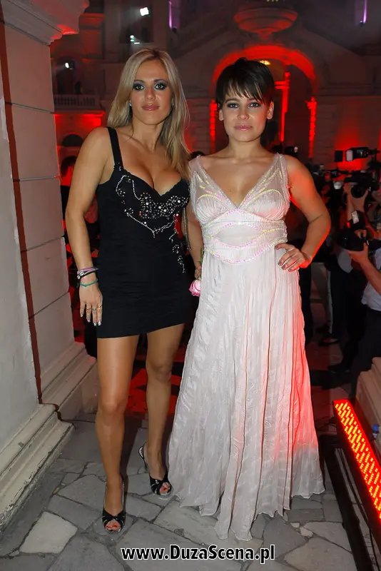 Doda Dorota Rabczewska, Anna Mucha