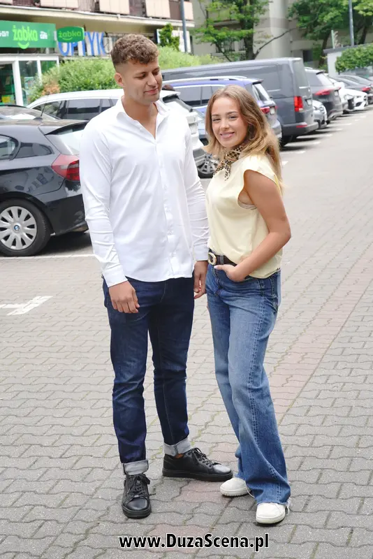 Wiktoria Gąsiewska z bratem