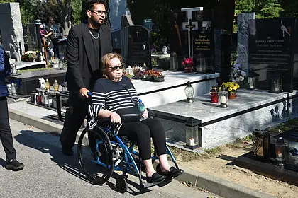 Elżbieta Zapendowska na pogrzebie Stanisława Soyki