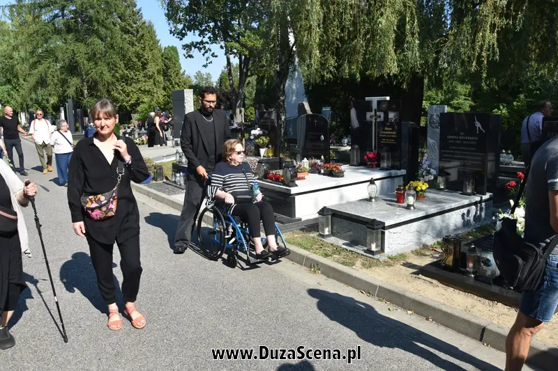 Elzbieta Zapendowska