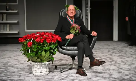 Paweł Wawrzecki: 75 lat życia, 50 lat na scenie