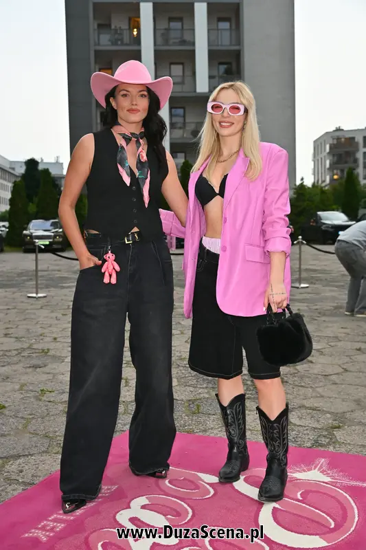Agnieszka Skrzeczkowska, Karolina Brzuszczynska