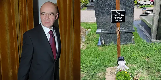 Stanisław Tym nie jest pochowany na Powązkach?