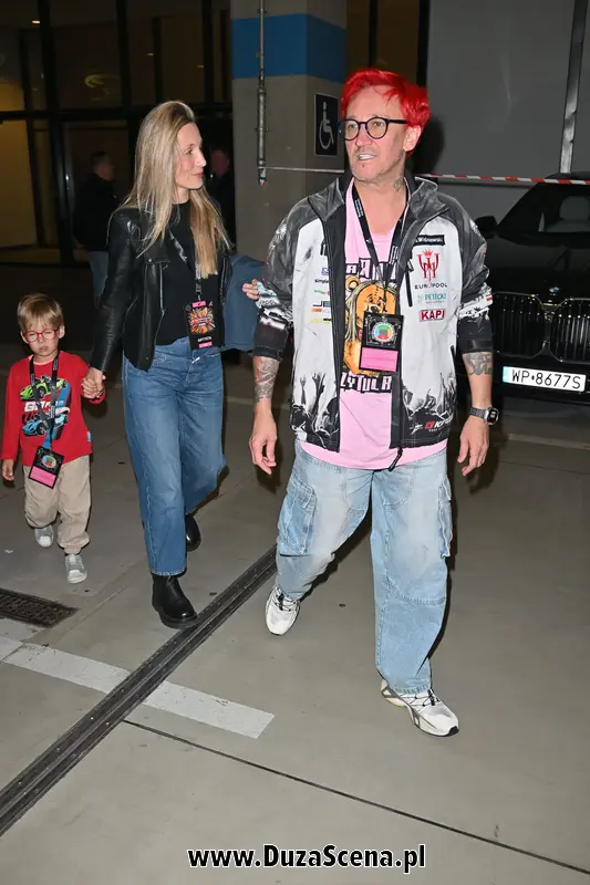 Michał Wiśniewski z żoną, Polą i dziećmi