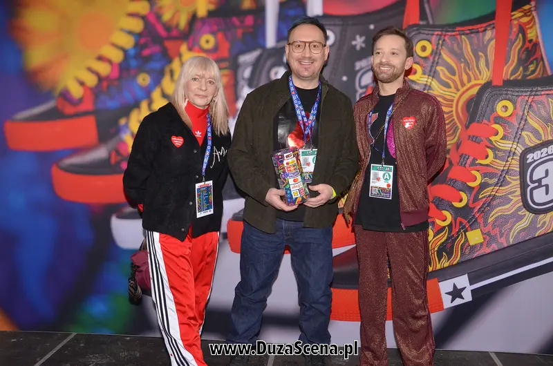 Mariusz Kozak z mamą i Sebastian Szarata 