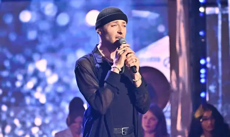 Dominik Dudek trafił do szpitala. Niepokojące zdjęcie artysty