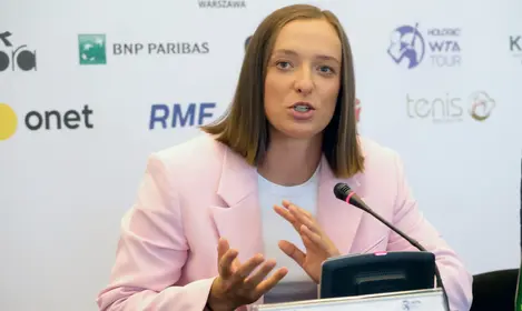 Gwiazdy stają w obronie Igi Świątek