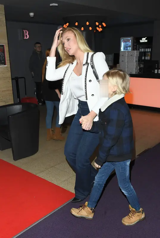 Karolina Pajączkowska z synem