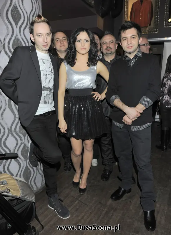 Łzy, Adam Konkol, Sara Chmiel