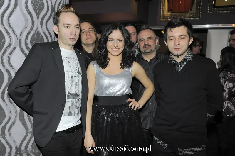 Łzy, Adam Konkol, Sara Chmiel