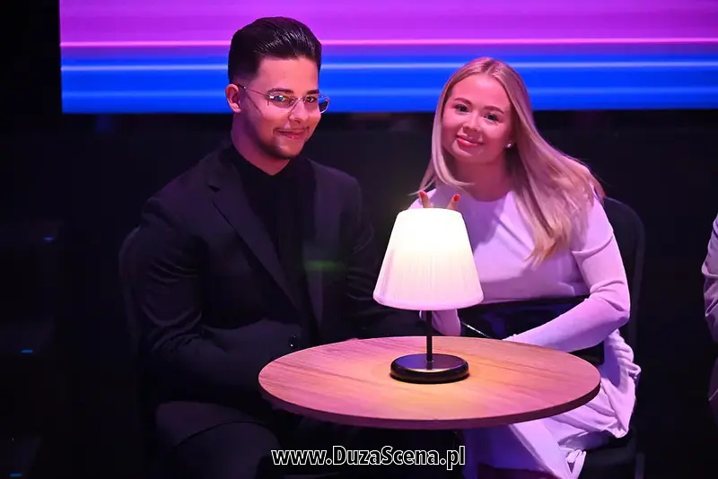 Allan Krupa z partnerką
